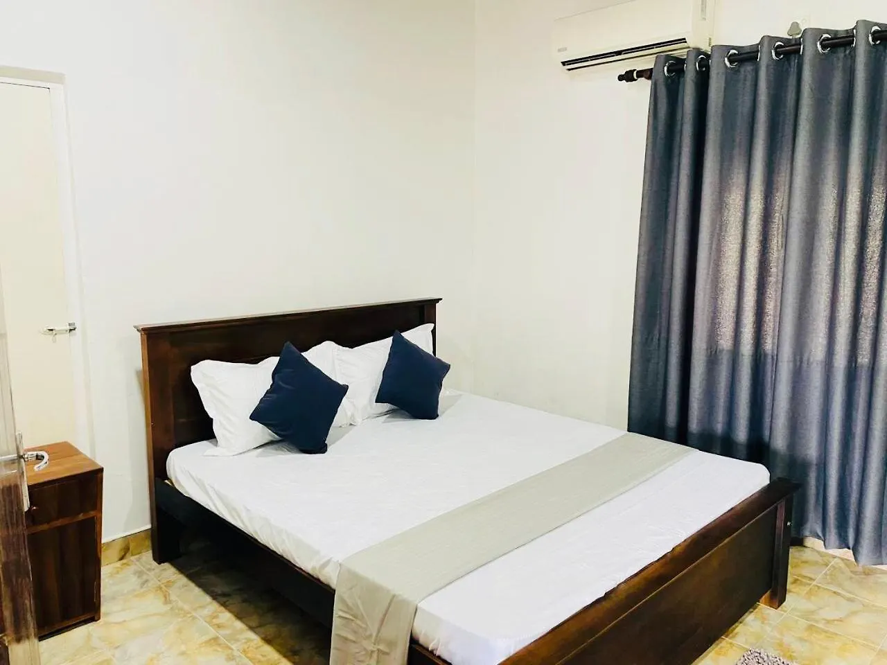 Gæstehus The Beez Hotel Negombo